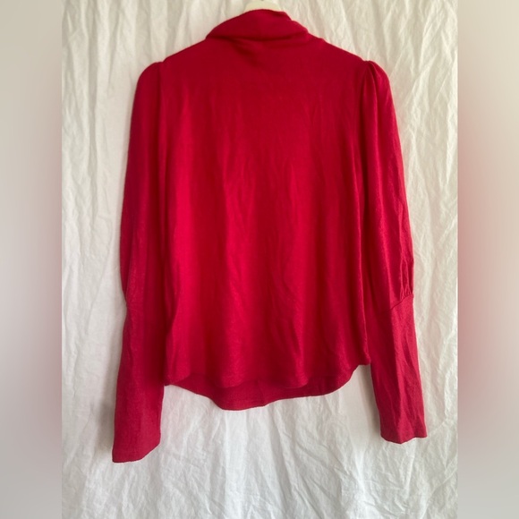 Anthropologie Puff Sleeved Cozy Turtleneck Top in Hot Pink
Size Small - Picture 8 of 13